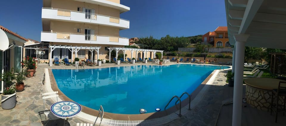 Property building, Swimming pool