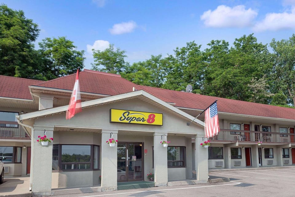 Property building, On site