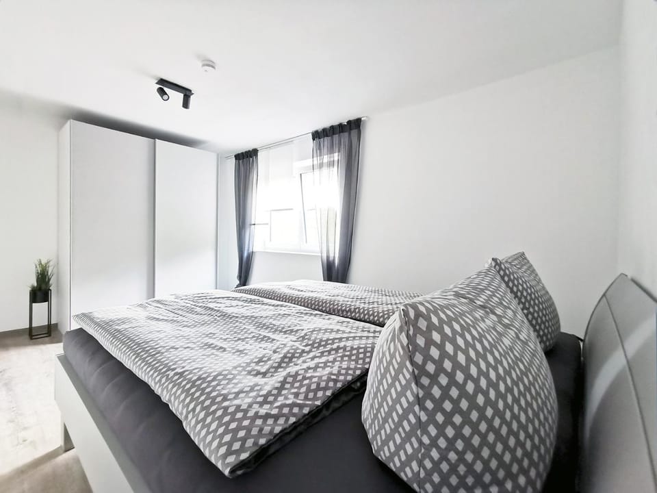 Property building, Living room, Bedroom