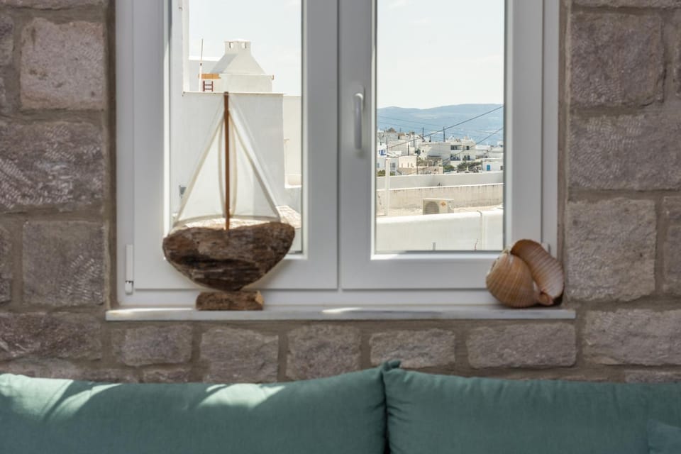 Balcony/Terrace, Living room, City view