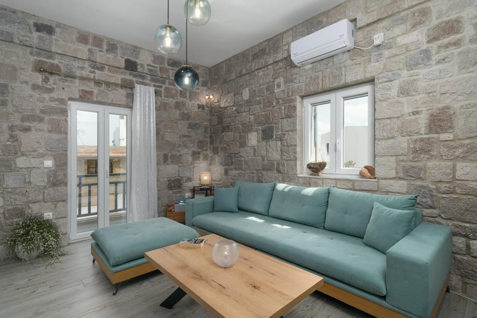 Balcony/Terrace, Living room