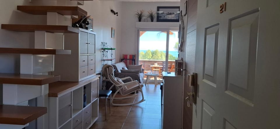 Charmant appartement vue mer à 100m de la plage. Apartment in Fréjus