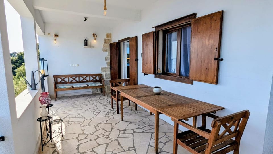 Seating area, Dining area, Sea view, Sea view