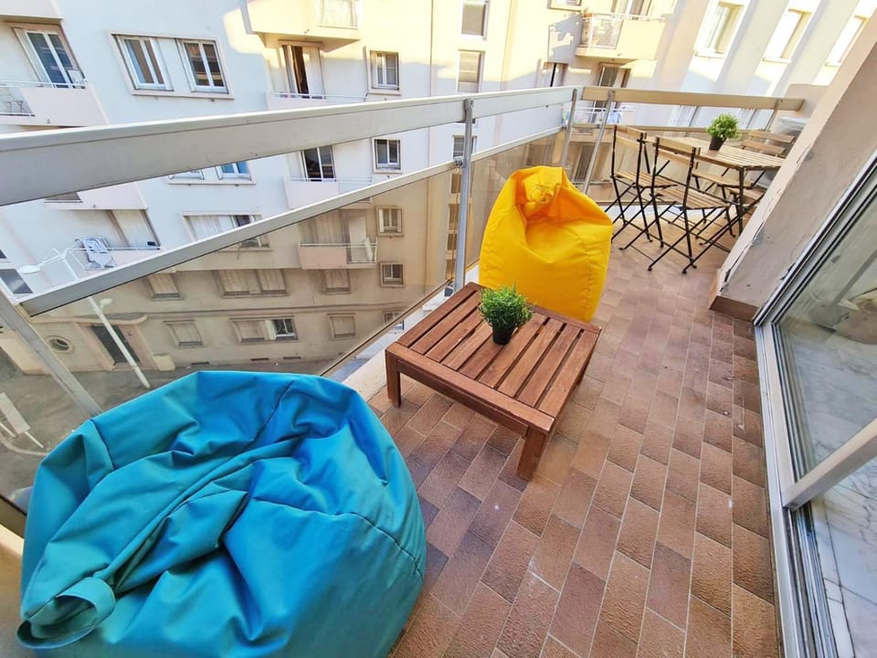 GregBnb - T2 Pleine Ville - CLIMATISE - BALCON - 2 Apartment in Toulon
