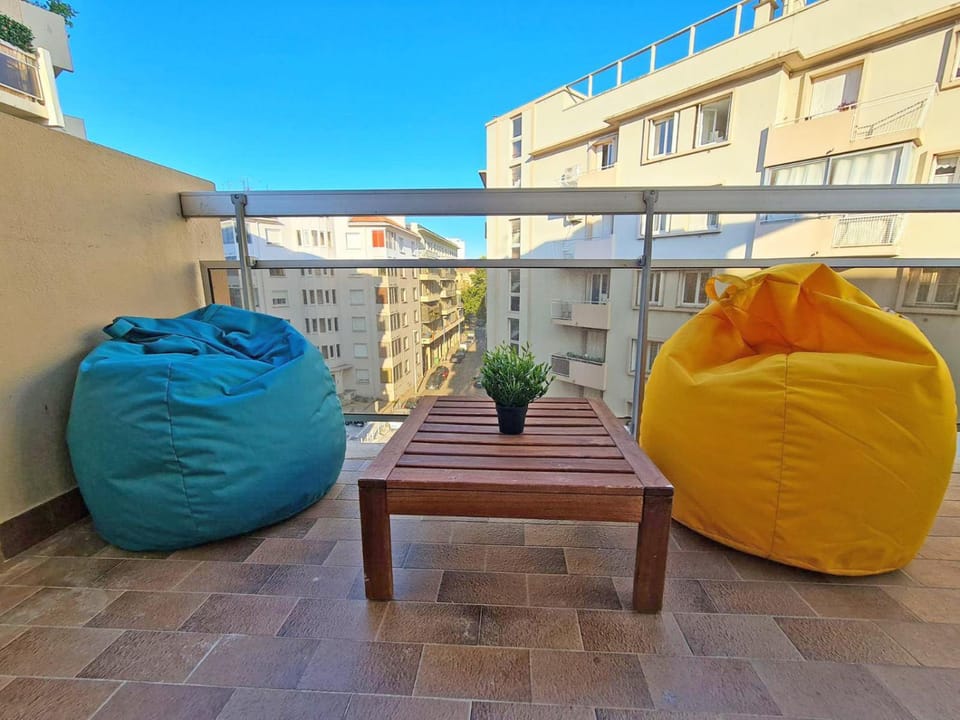 GregBnb - T2 Pleine Ville - CLIMATISE - BALCON - 2 Apartment in Toulon