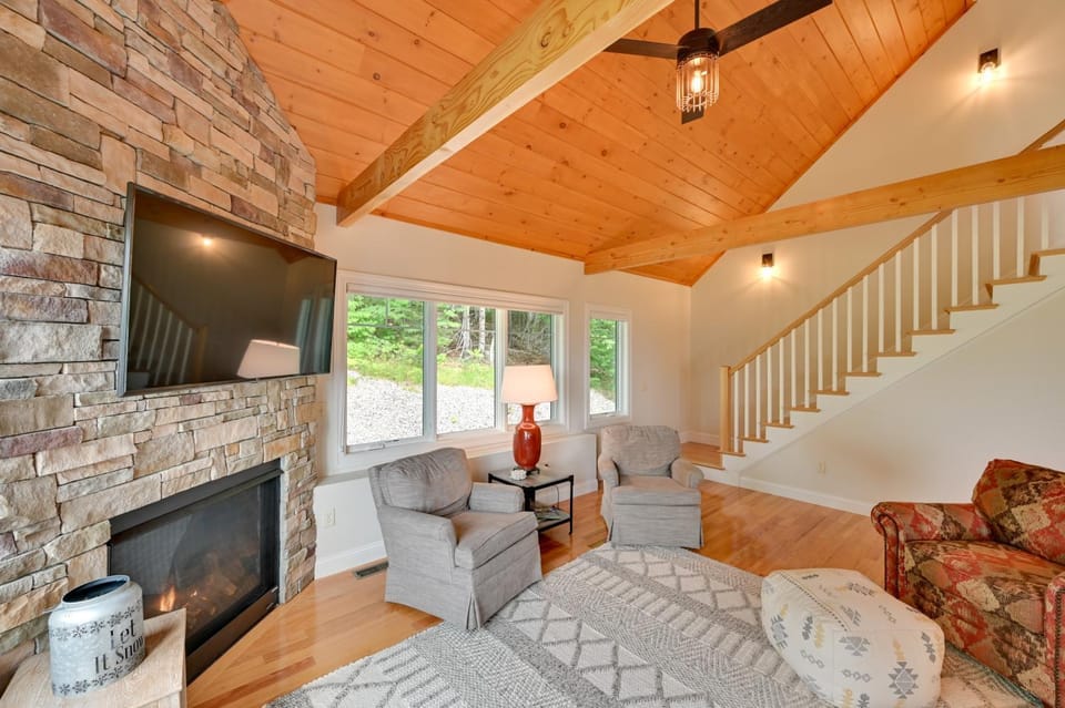 Ski In & Out! Black Mountain Resort Townhome House in Jackson