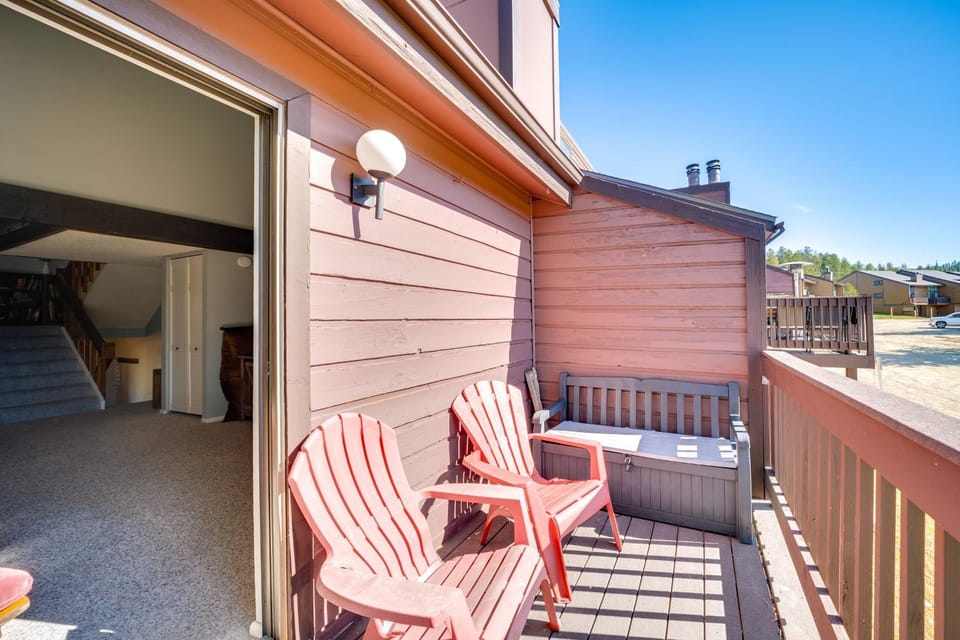Warm Fraser Townhome w/ Community Amenities! House in Fraser