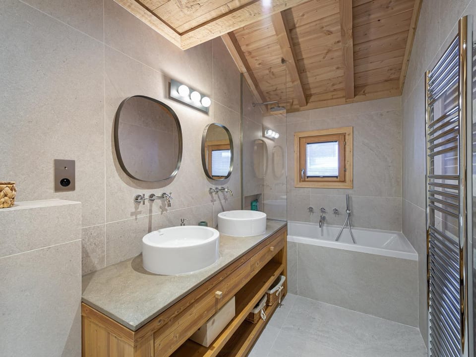 Appartement Neuf 8 Pers, Parking, Proche Pistes - FR-1-570-11 Apartment in Les Allues