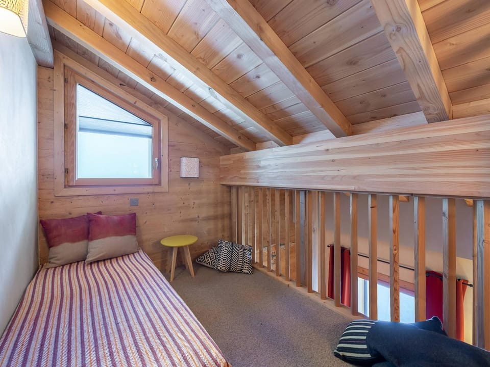 Appartement Neuf 8 Pers, Parking, Proche Pistes - FR-1-570-11 Apartment in Les Allues