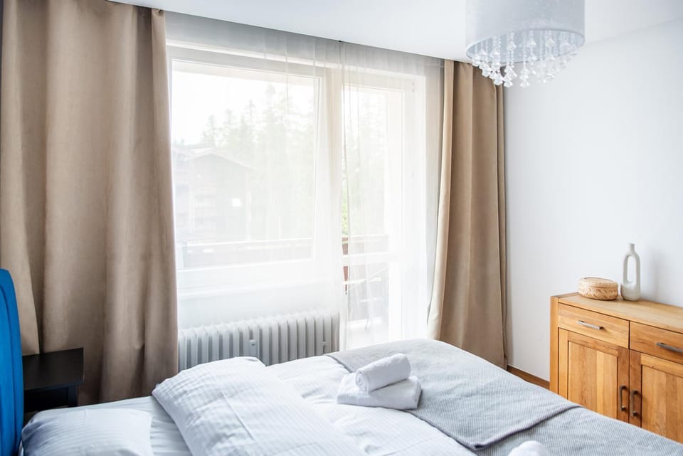 Bed, Balcony/Terrace, Bedroom, wardrobe