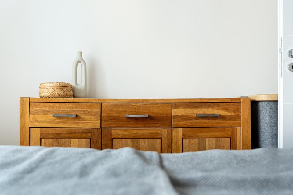 Bedroom, wardrobe