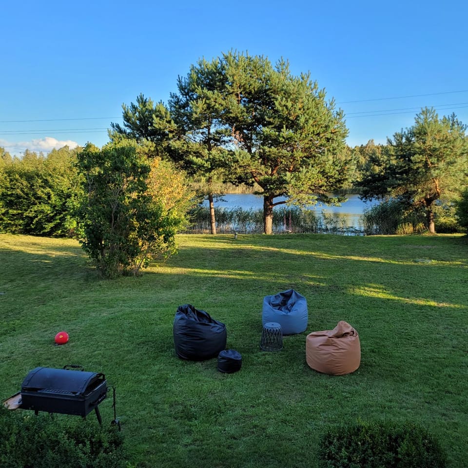 Garden, Lake view