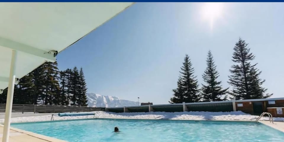 Appartement proche piste et près de l'Ecole de Ski Apartment in Provence-Alpes-Côte d'Azur