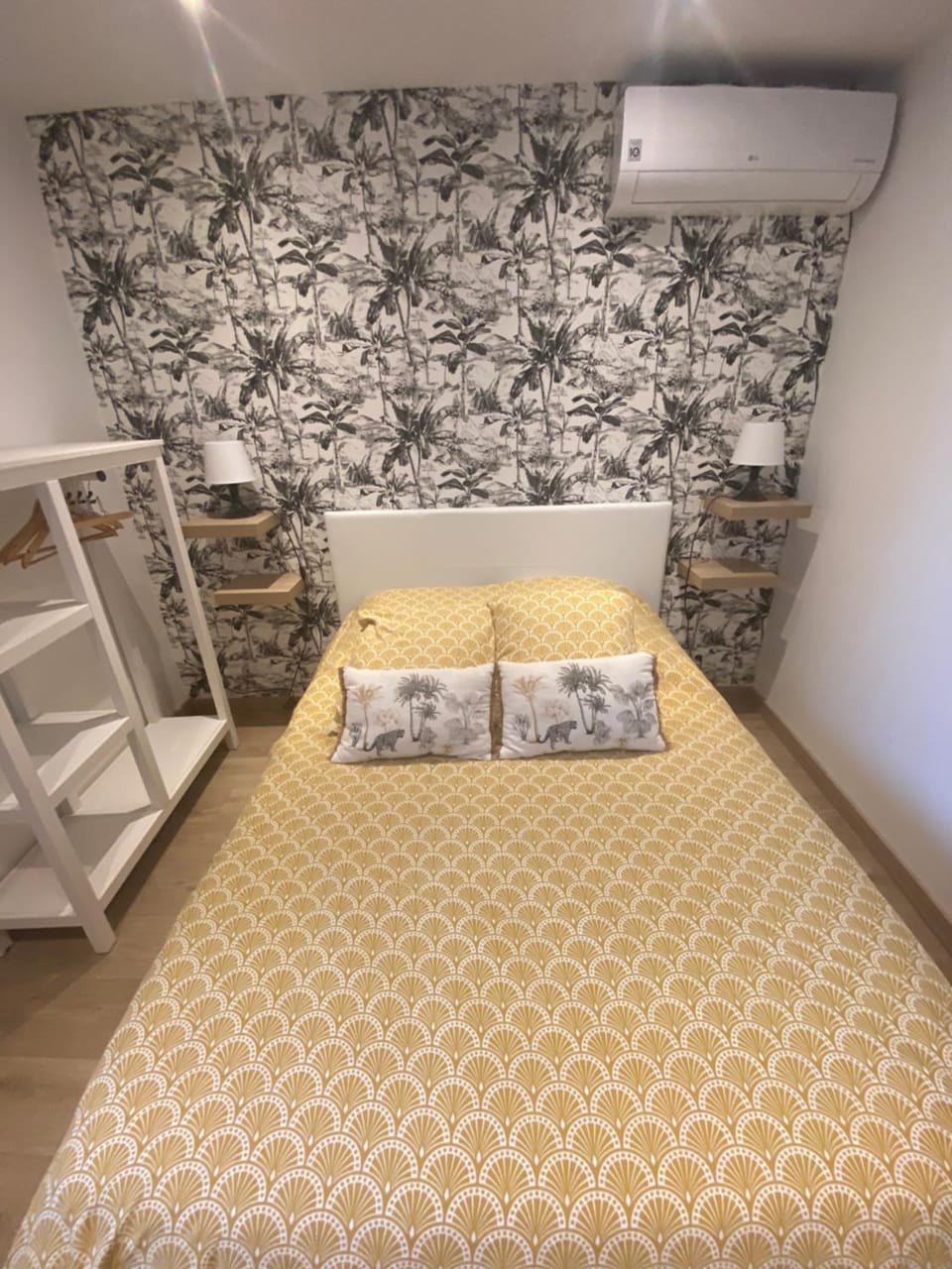 A l’ombre du géant de Provence Apartment in Mormoiron