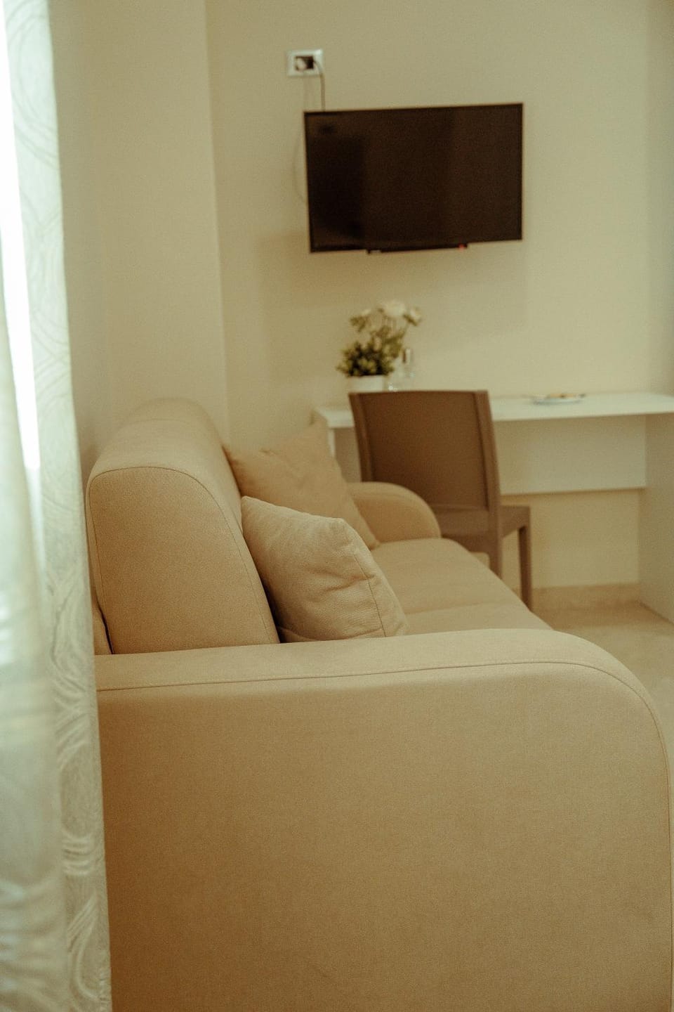 TV and multimedia, Seating area