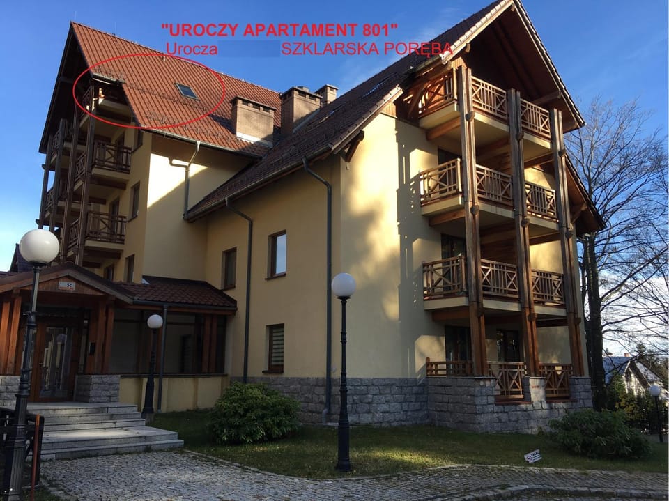 Property building, Day