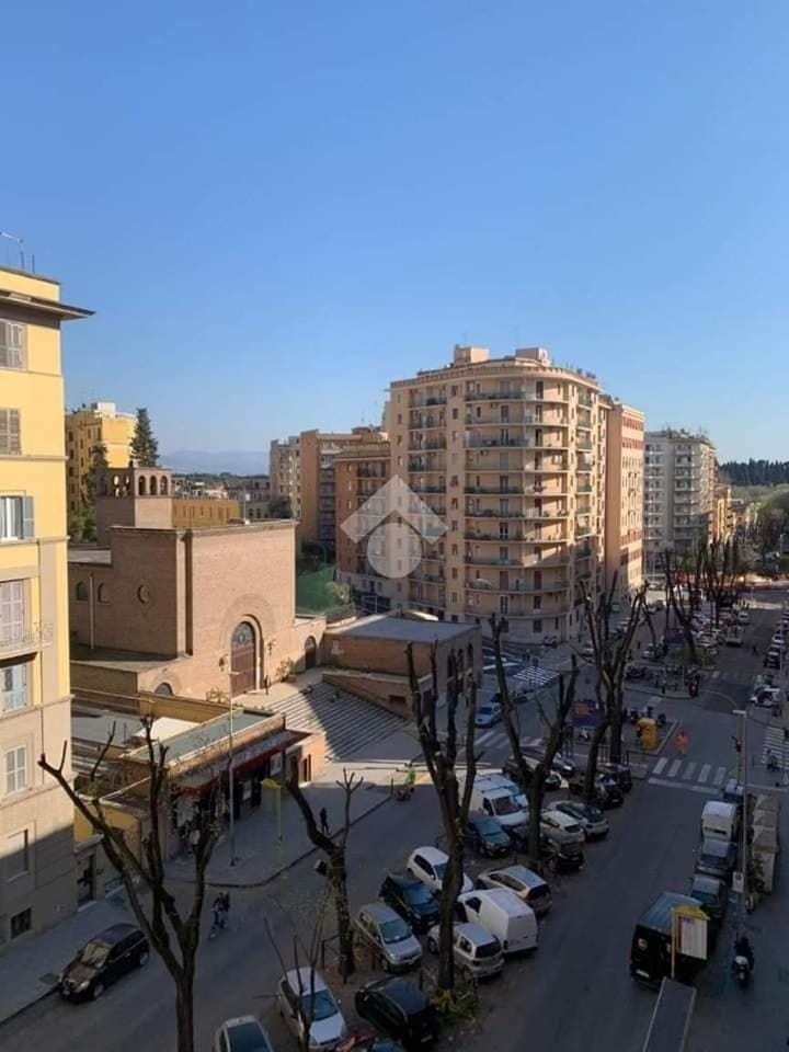 Neighbourhood, City view