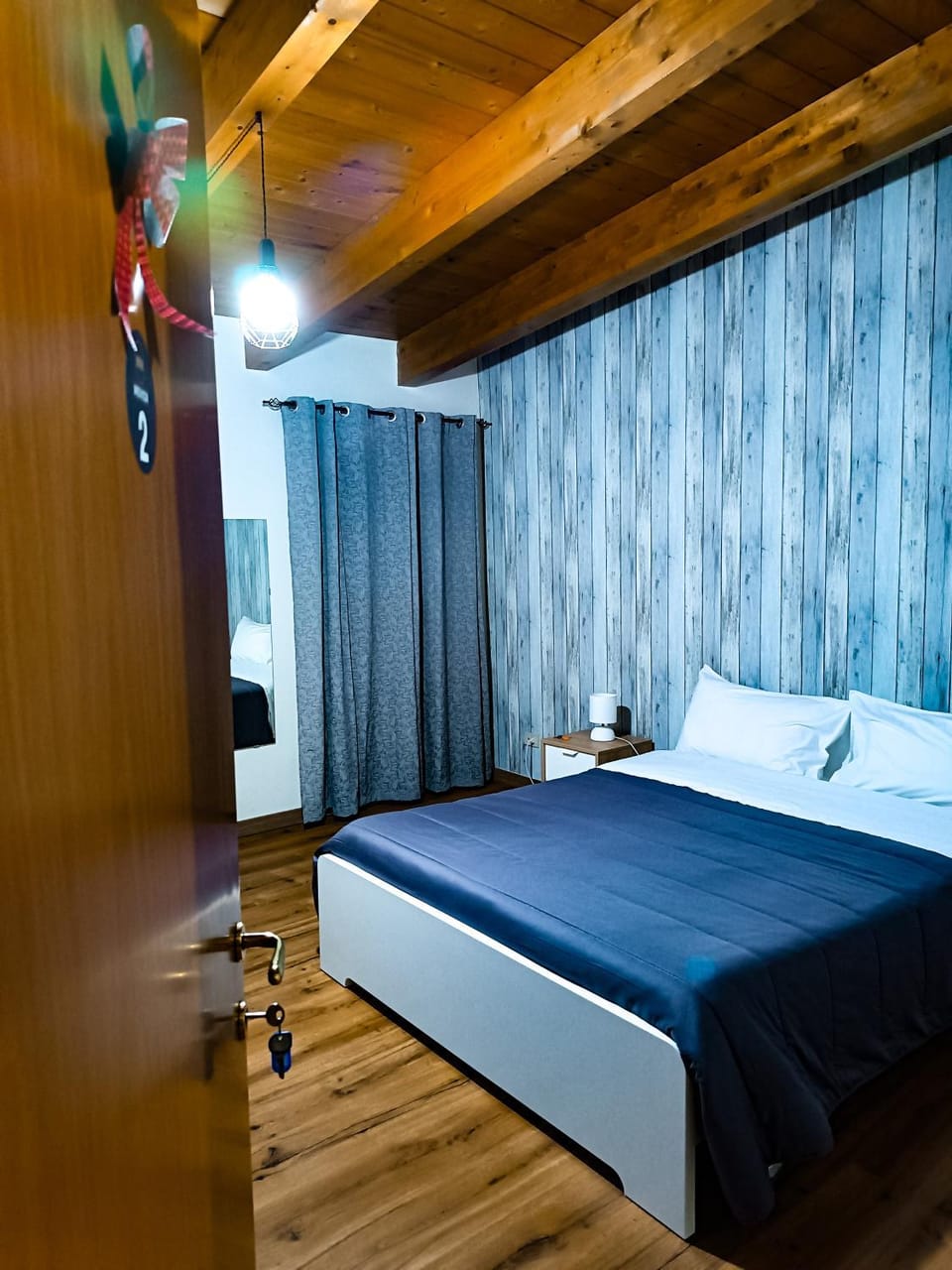 Bed, Photo of the whole room, Bedroom
