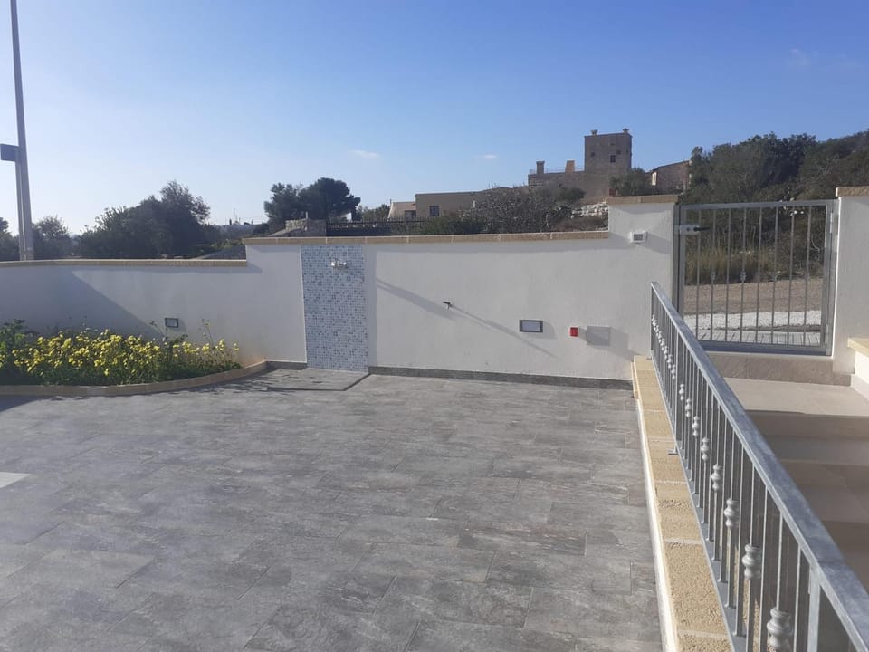 Zona Maldive del Salento, Vistamare2, Sabbia 10'a piedi, BBQ, 2 Bagni, 2 Clima, Posto Auto Esclusivo Apartment in Apulia