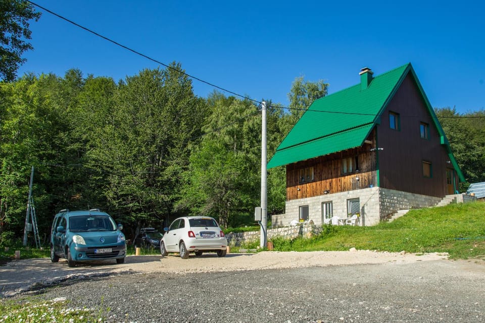 Property building, Parking