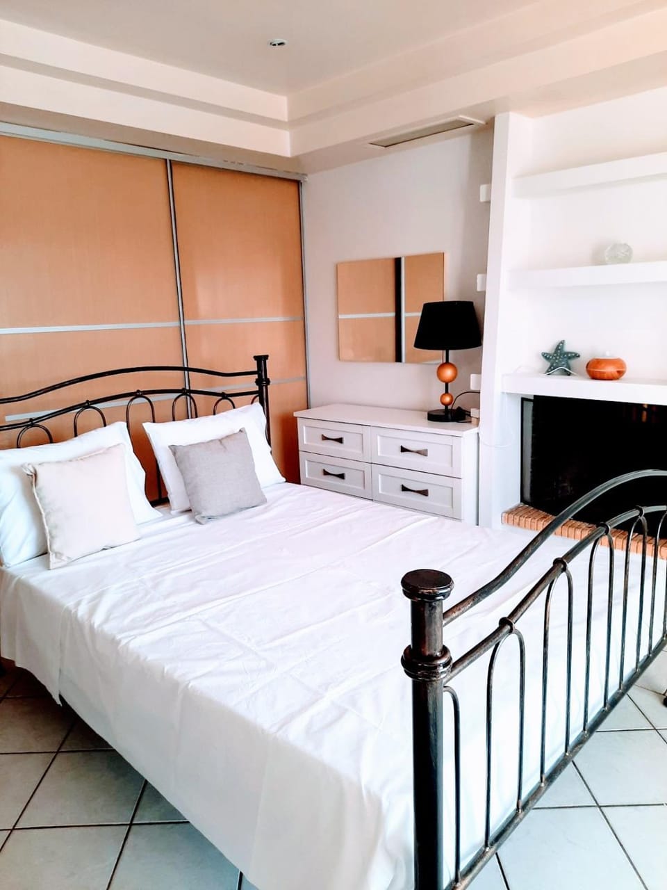 Ioannidis apartment House in Euboea