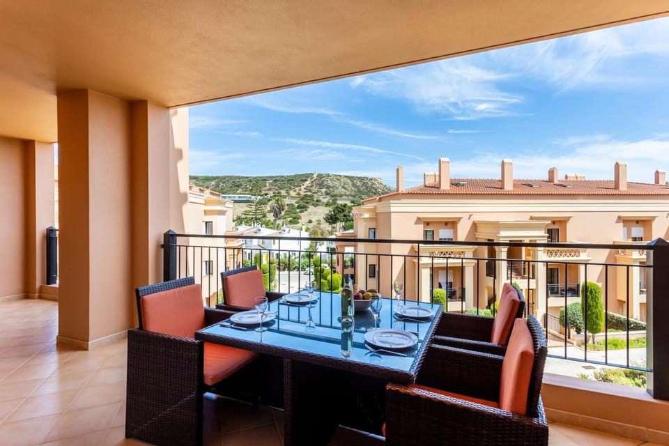 Rock and Sea - Baia da Luz Apartment in Luz