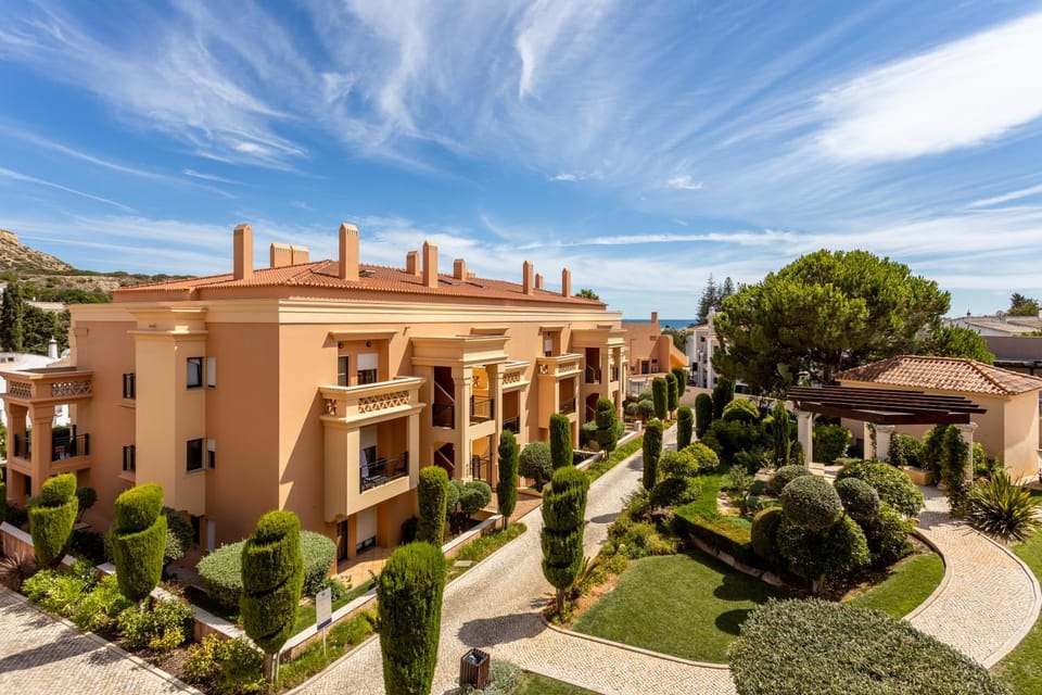 Rock and Sea - Baia da Luz Apartment in Luz