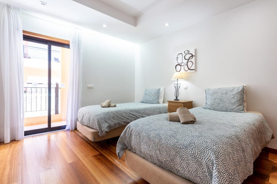 Rock and Sea - Baia da Luz Apartment in Luz