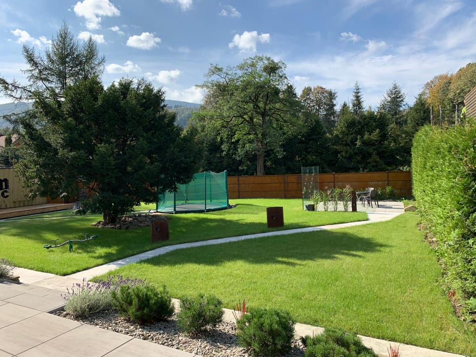 Day, Garden, View (from property/room), Mountain view, Inner courtyard view