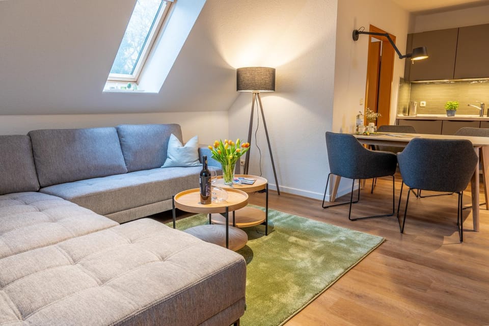 Living room, Photo of the whole room, Dining area