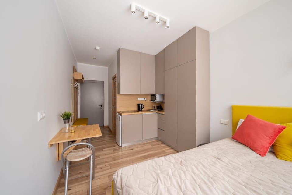 Bed, Kitchen or kitchenette, Photo of the whole room, minibar, stove, wardrobe