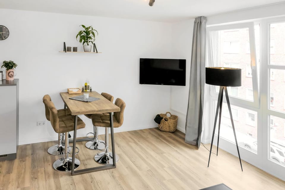 TV and multimedia, Dining area