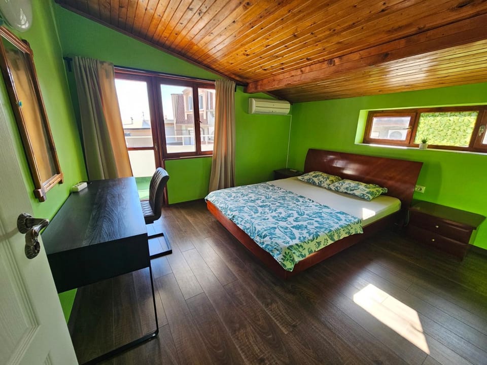 Top floor apartment in the Center of Pomorie Apartment in Pomorie