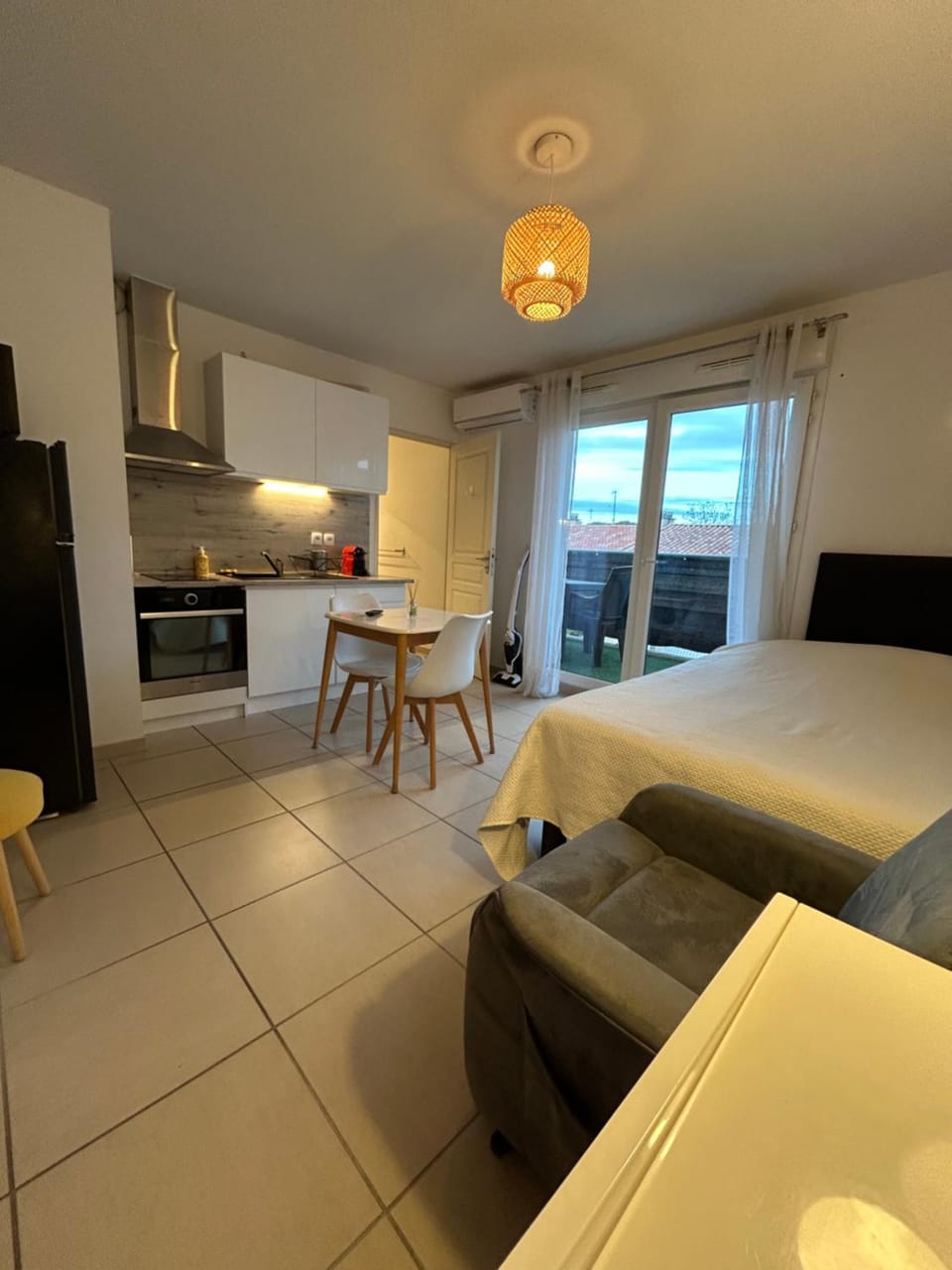 Studio a 3 mn à pied des thermes Apartment in Balaruc-les-Bains