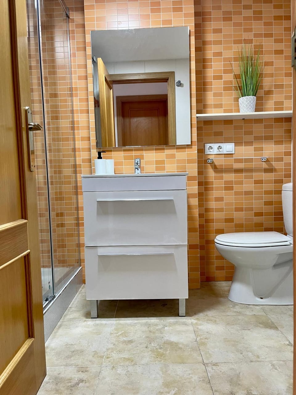 Shower, Toilet, Bathroom