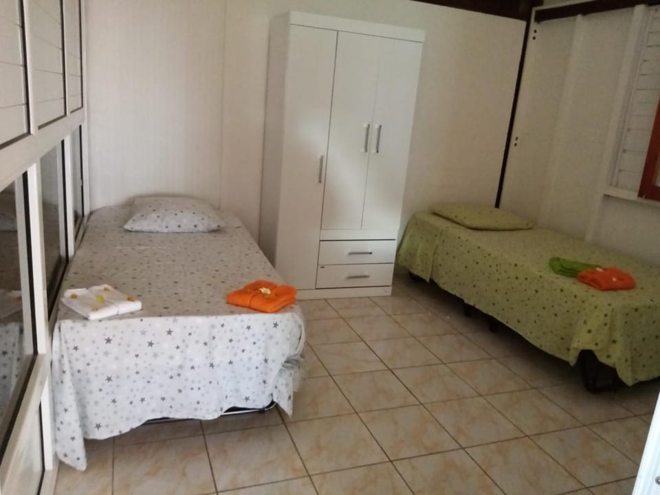 logement aux saveurs des mangues juli House in Leeward Islands