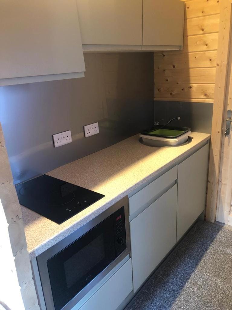 Nancy's Cabin Cabin in Sheffield