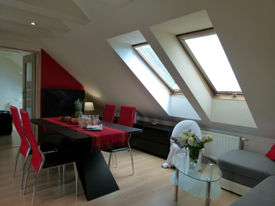 Living room, Seating area, Dining area