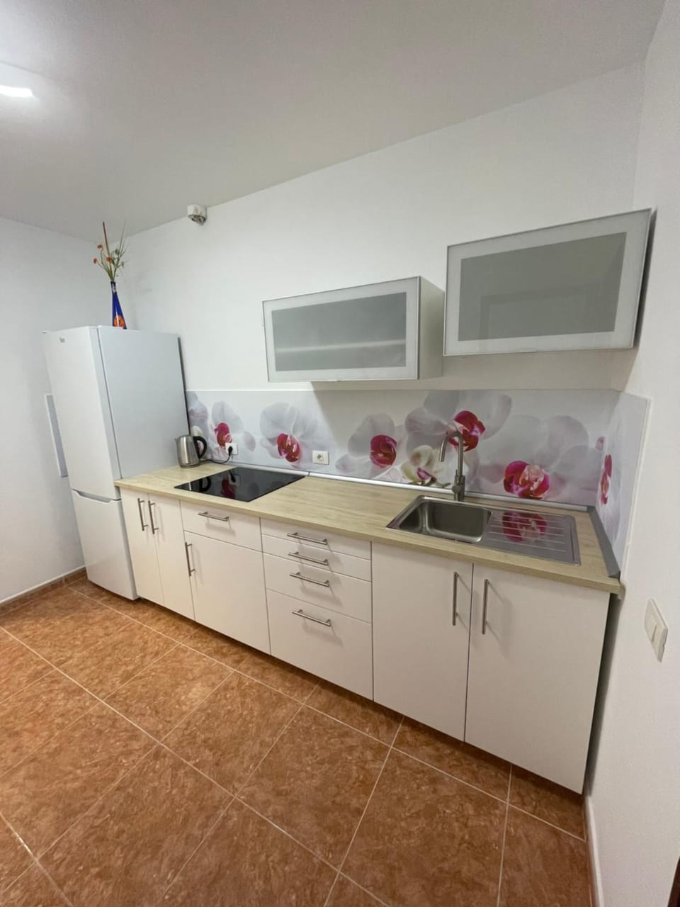 Kitchen or kitchenette, kitchen
