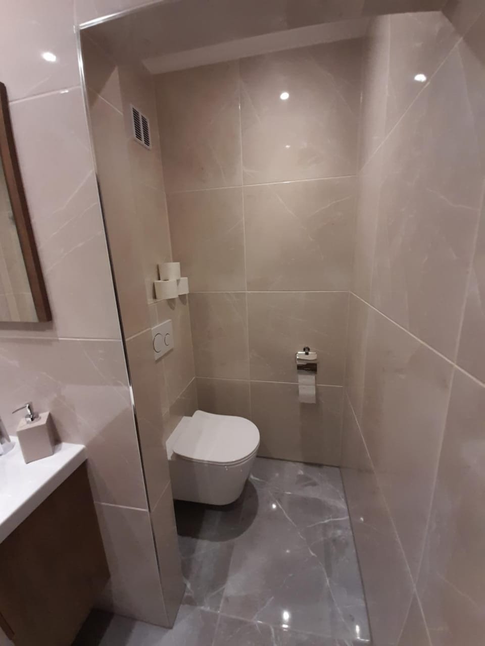 Toilet, Bathroom