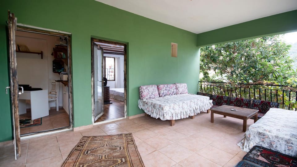 Patio, View (from property/room), Balcony/Terrace, Garden view