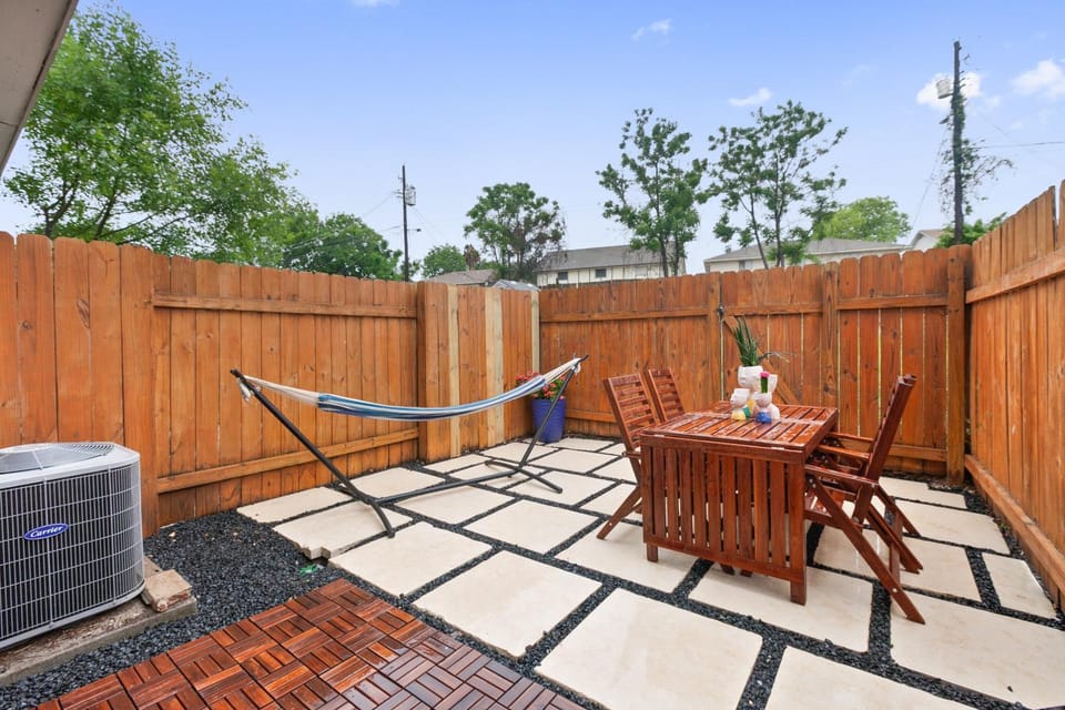 Patio, Balcony/Terrace, Dining area