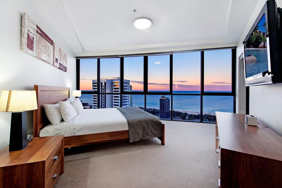 Private Rooftop Spa Penthouse apartment - Sierra Grand - CoastHM Apartment in Gold Coast