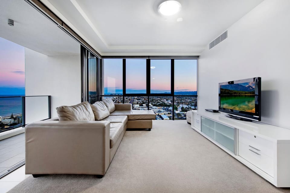Private Rooftop Spa Penthouse apartment - Sierra Grand - CoastHM Apartment in Gold Coast