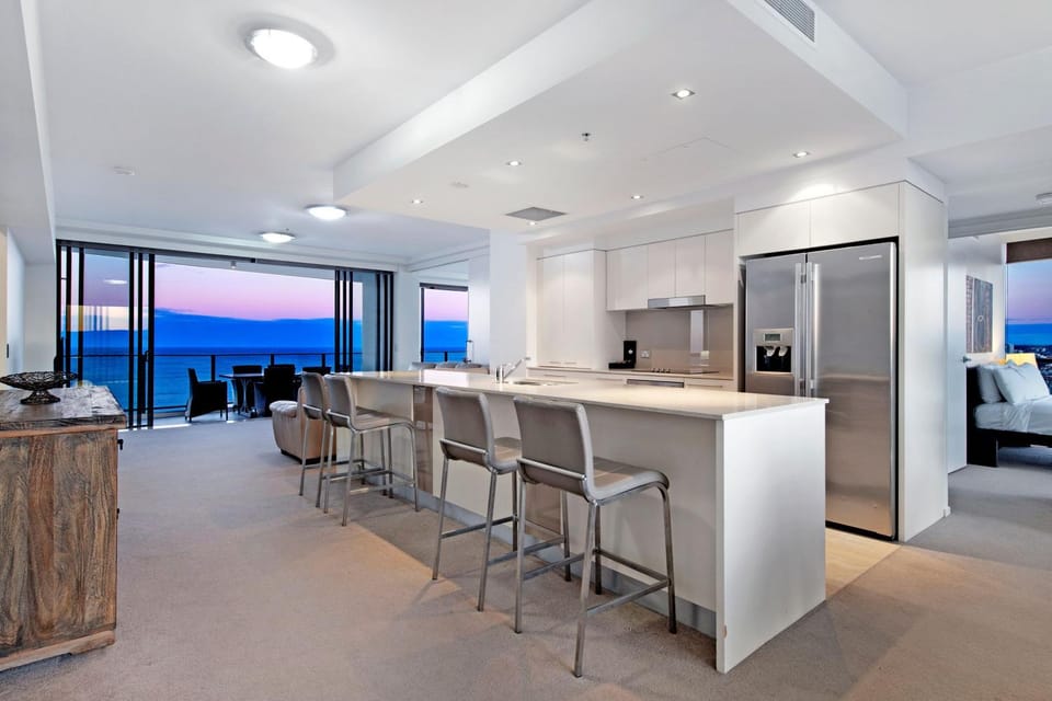 Private Rooftop Spa Penthouse apartment - Sierra Grand - CoastHM Apartment in Gold Coast