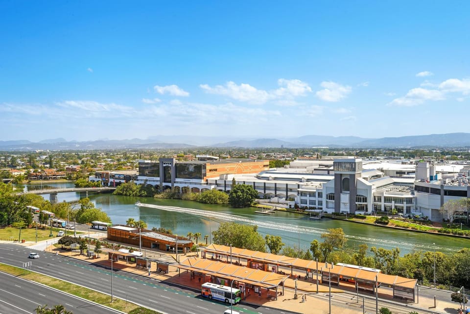 Hinterland Views 2BR apartment - Sierra Grand - CoastHM Apartment in Gold Coast