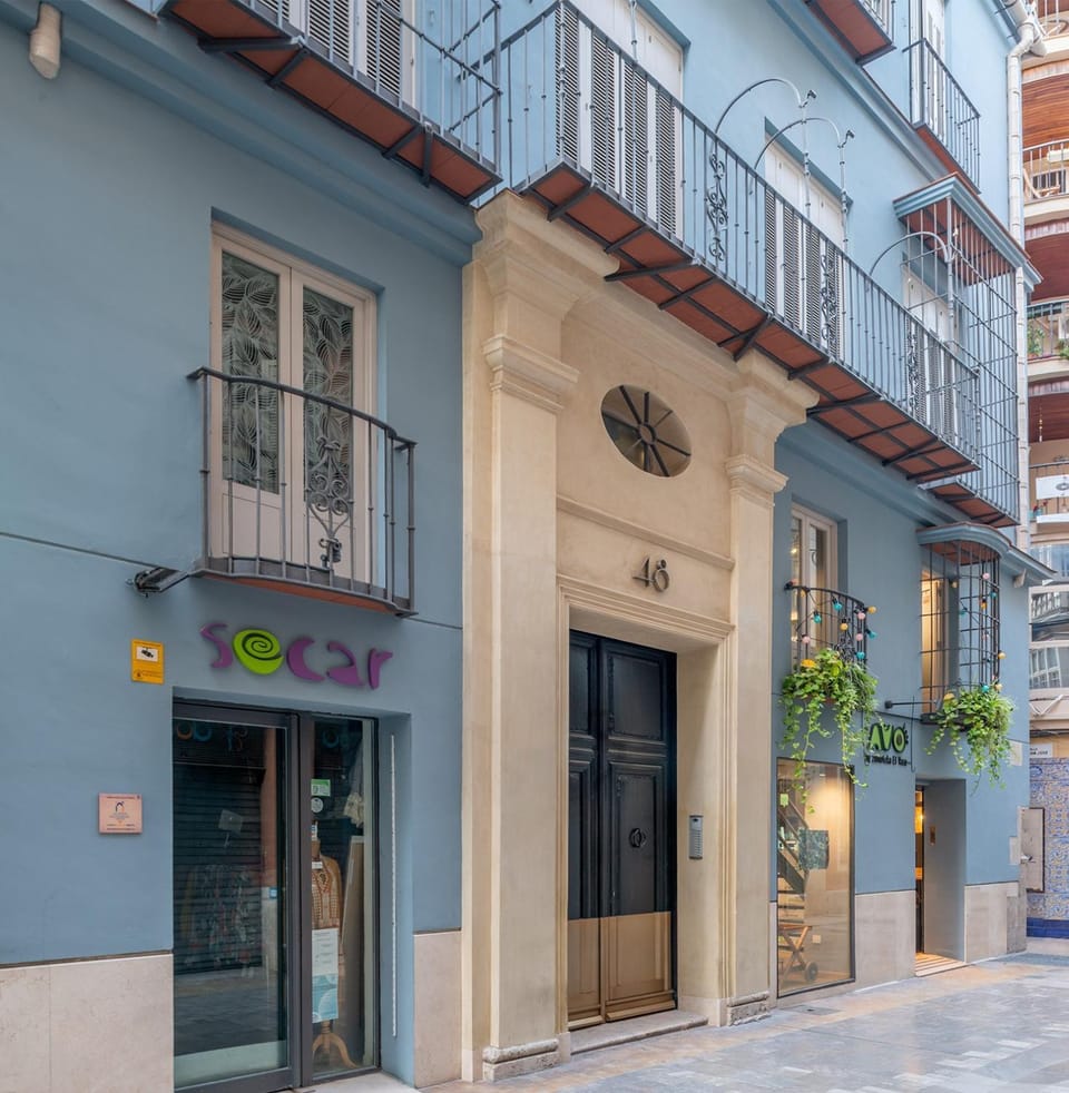 Property building, Facade/entrance