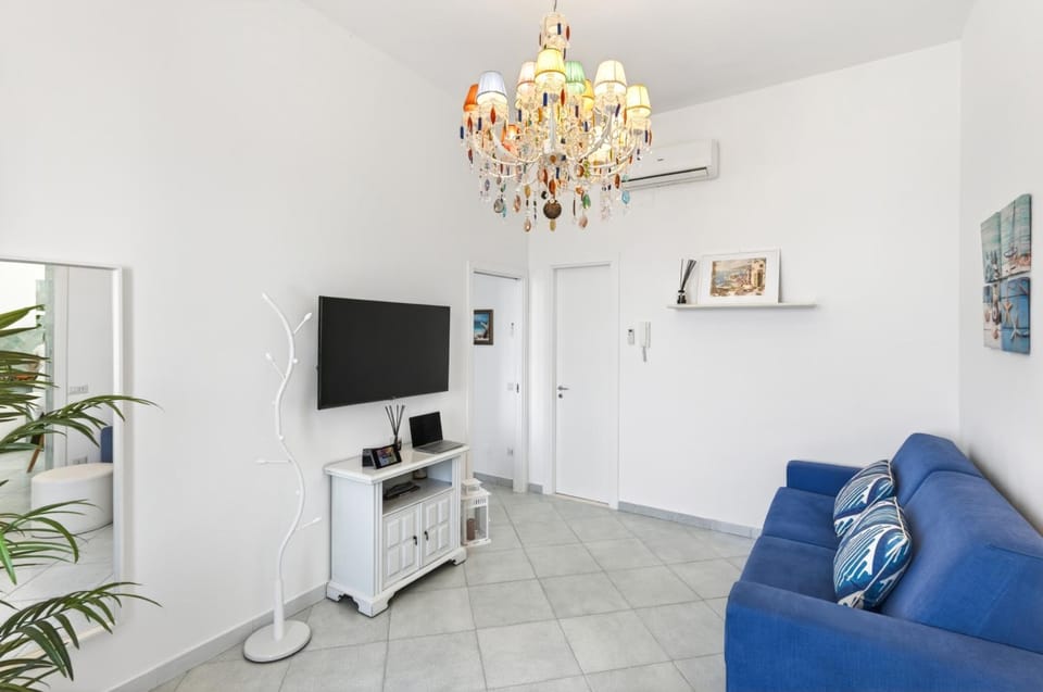 SorrentoVibes - Seaview Home on the beach & amazing views terrace Apartment in Sorrento