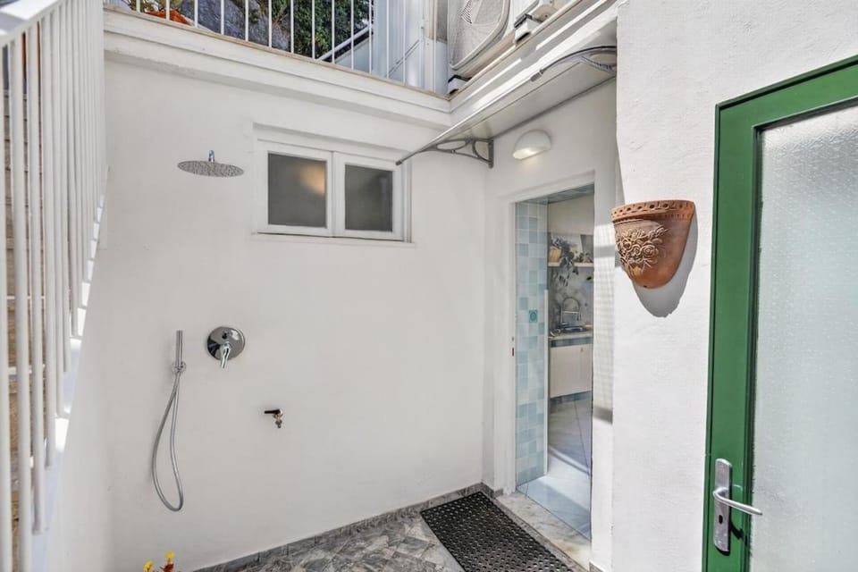 SorrentoVibes - Seaview Home on the beach & amazing views terrace Apartment in Sorrento