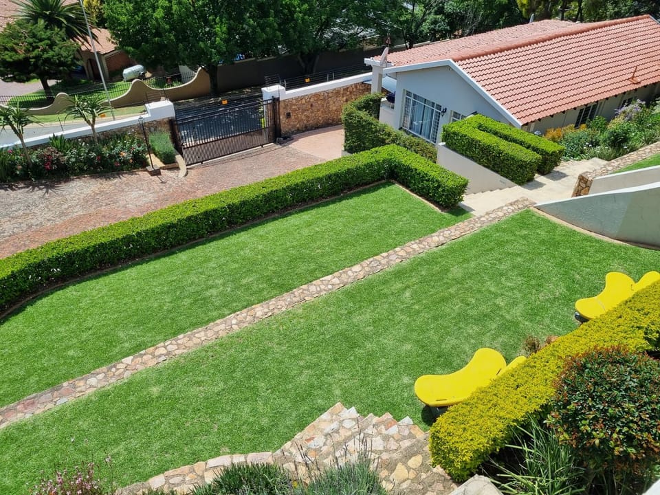Property building, Day, Natural landscape, Garden